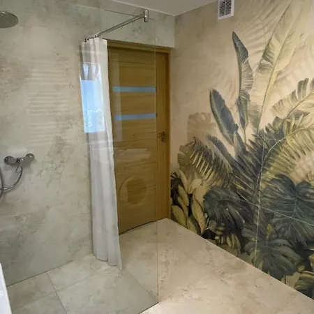 Siedlisko Pod Kasztanem Holiday home *