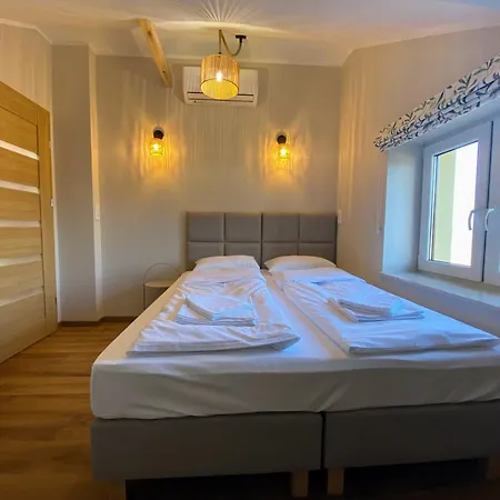 Siedlisko Pod Kasztanem Holiday home Garwolin