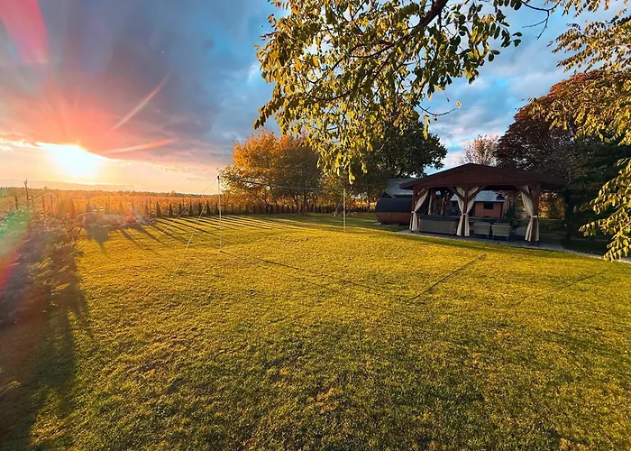 Siedlisko Pod Kasztanem Hébergement de vacances